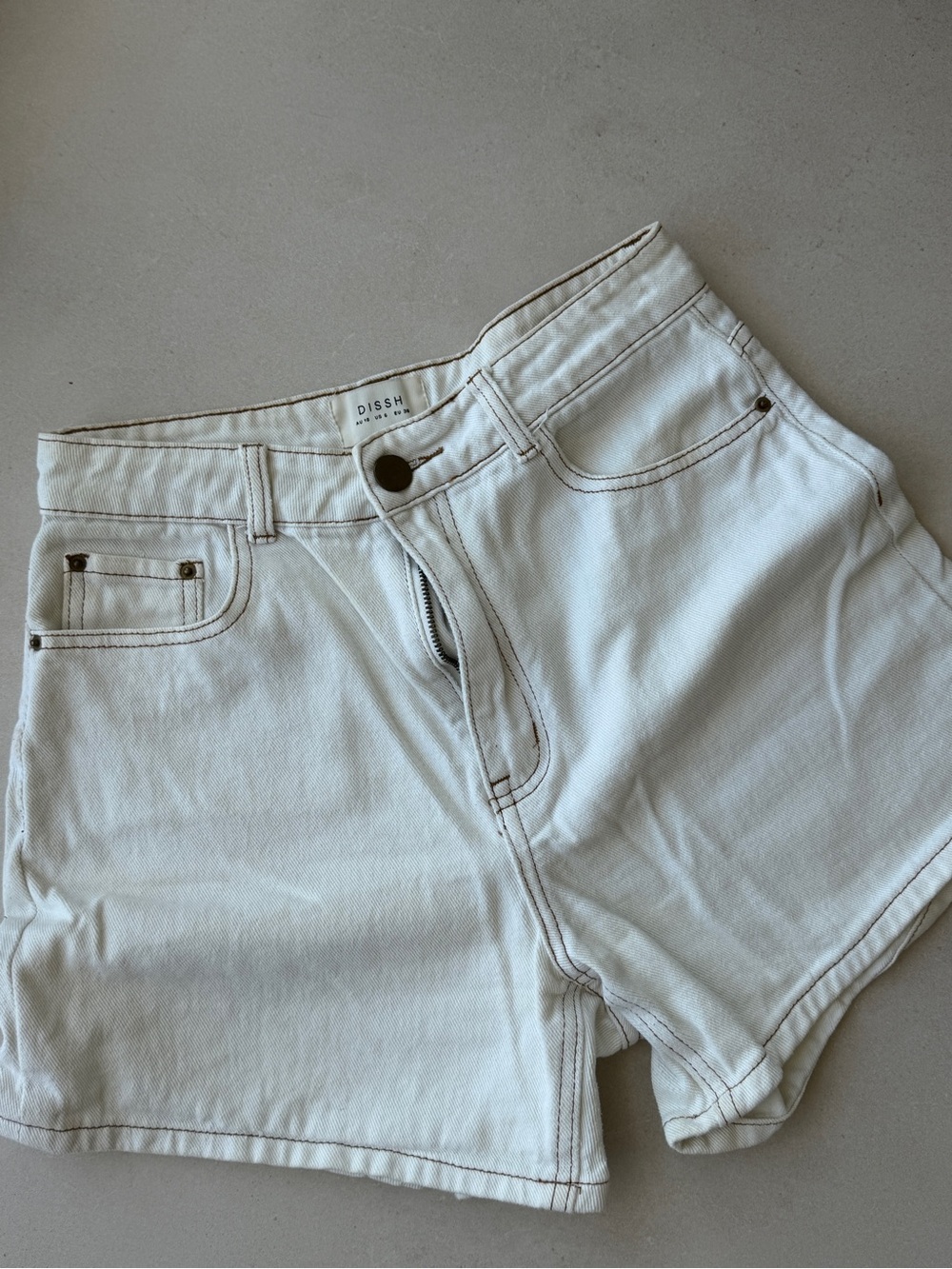 DISSH White High-Rise Denim Shorts with Contrast Stitching